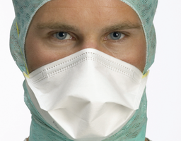 Carton de 200 unités de masques FFP2 à 3 couches avec liens élastiques - Mölnlycke - Delynov