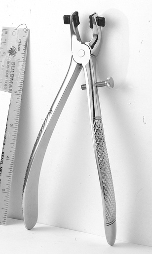 [CRU] Enlève-couronne maxilaire - Hu-Friedy - Delynov